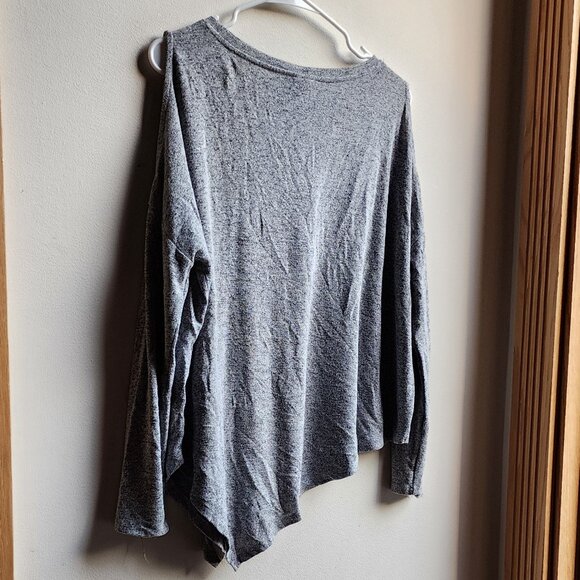 Mossimo Supply Co. Gray Cold Shoulder Sweater Size XS - Picture 13 of 16